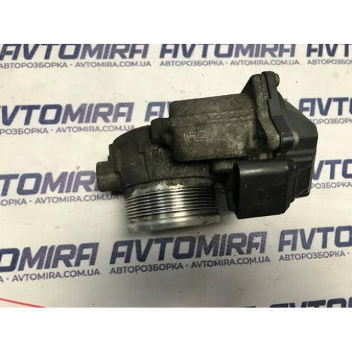 Дросельная заслінка Volkswagen Passat B7 2.0 TDI 03L128063S